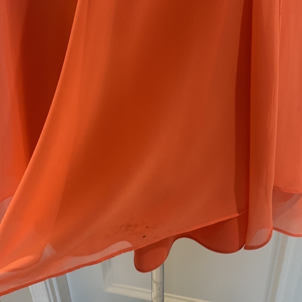 Coral Bebe dress keyhole cutout tulip skirt. - Picture 2 of 4